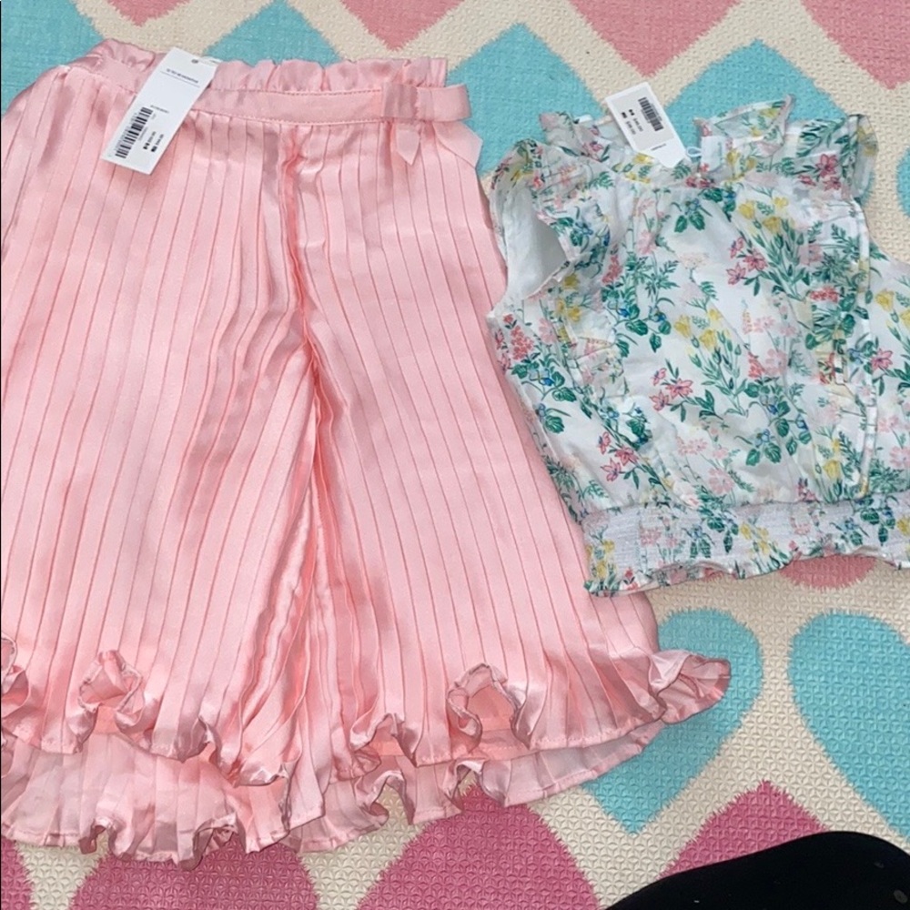 Janie and Jack set